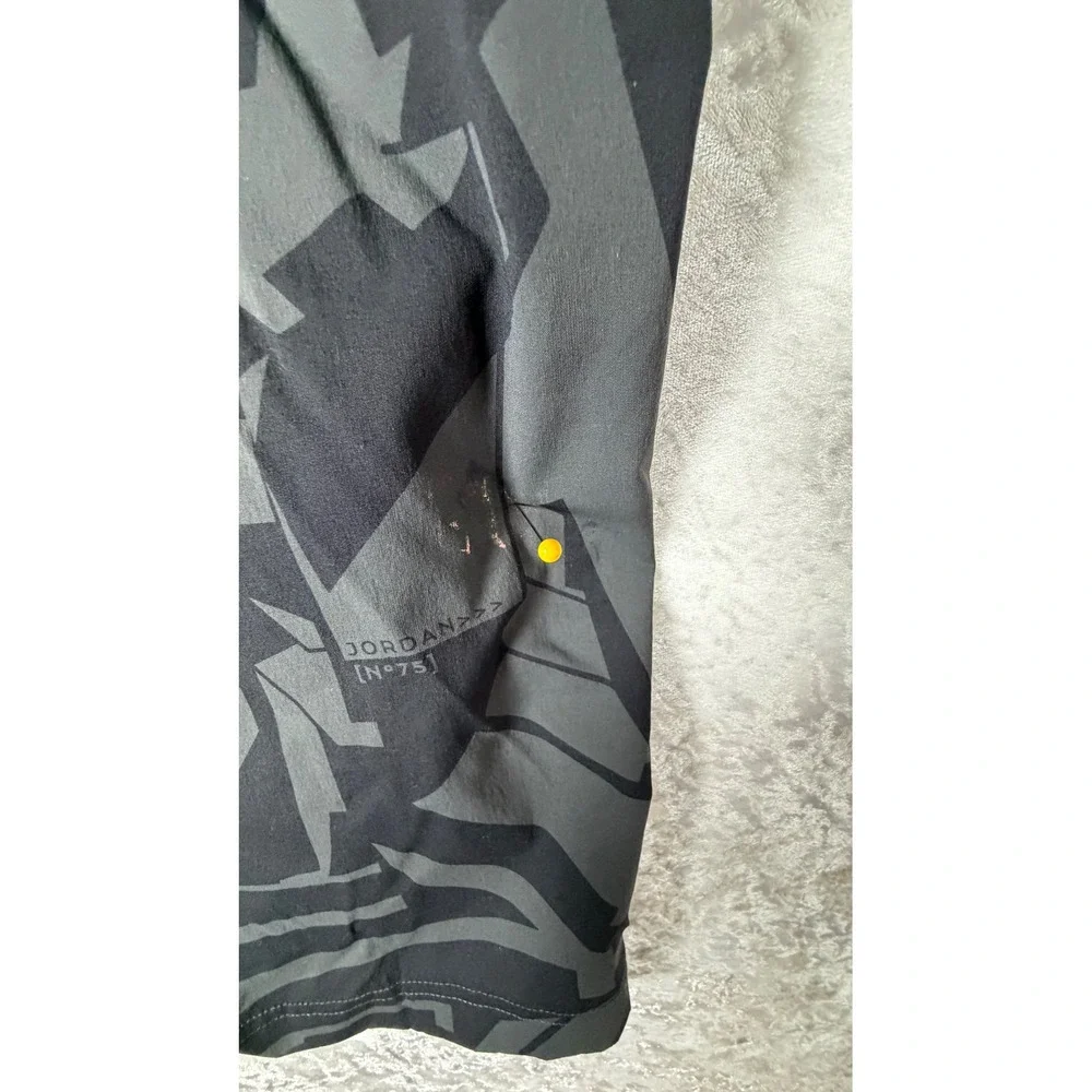 Jordan Paris Saint Germain PSG‎ Mens SS Button Up Black Camo Size S DM3108010